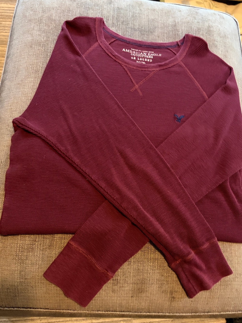 American Eagle Outfitters Men’s Wine Crewneck Waffle Knit Long Sleeve Tee